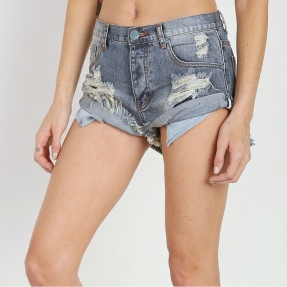One Teaspoon Distressed Twisted Cuffed Cheeky BANDIT Dusty Cutoff Short Size 31